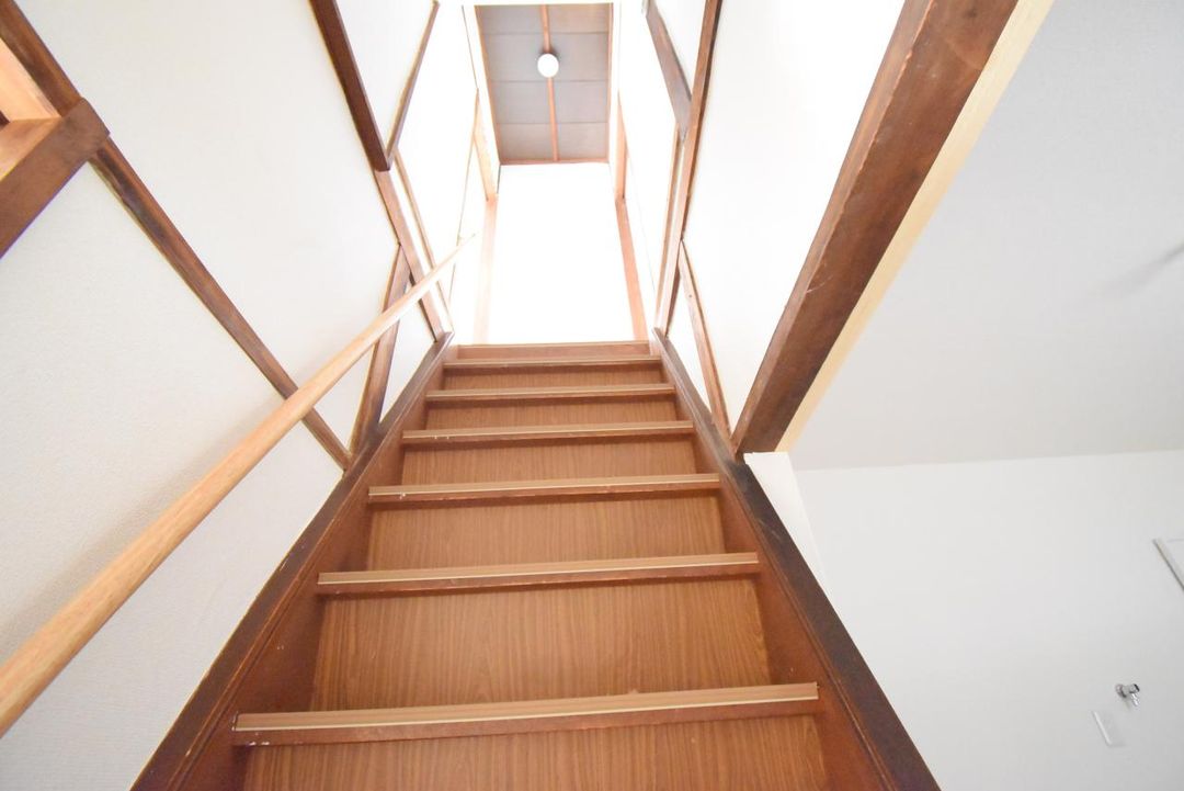 Renovated 3DK Terrace House for Sale in Daito City, Osaka - Thumbnail 4