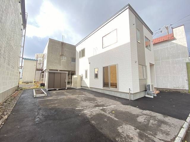 2023 Built 3LDK House in Hakodate with South-Facing LDK & Parking - Thumbnail 3
