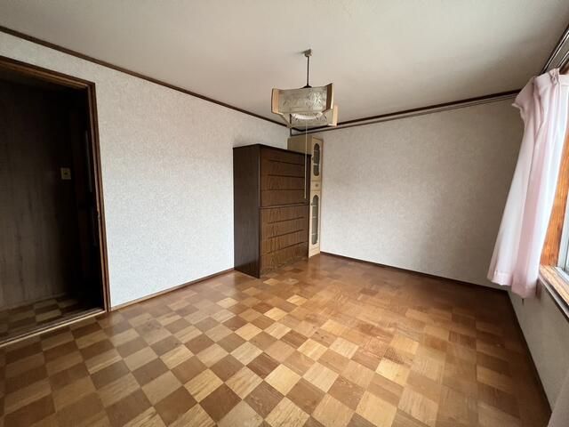 4LDK Detached House for Sale in Otaru, Hokkaido - 90万 Yen - Thumbnail 4