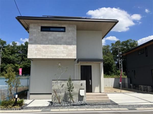 New 2025 3SLDK House in Miyoshi, Aichi with Solar Power & Void - Thumbnail 2