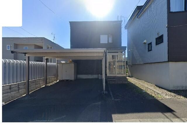 4LDK House in Sapporo Minami Ward with Carport & Quiet Location - Thumbnail 3