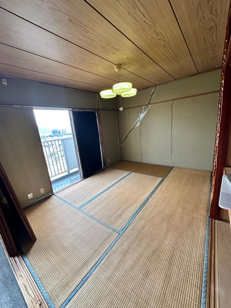 3LDK Apartment for Sale in Isahaya, Nagasaki - 380万円 - Thumbnail 4