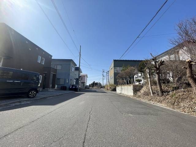 3LDK House for Sale in Zenigame-cho, Hakodate, Hokkaido - Thumbnail 3