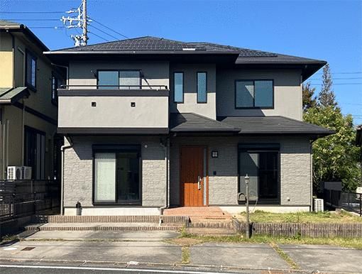 Renovated 6SLDK Family House in Toyohashi with Solar Panels - Image 1
