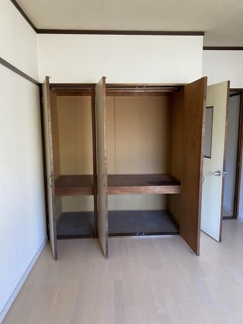 1K Apartment for Rent in Morioka, Iwate - 16,000 Yen - Thumbnail 3