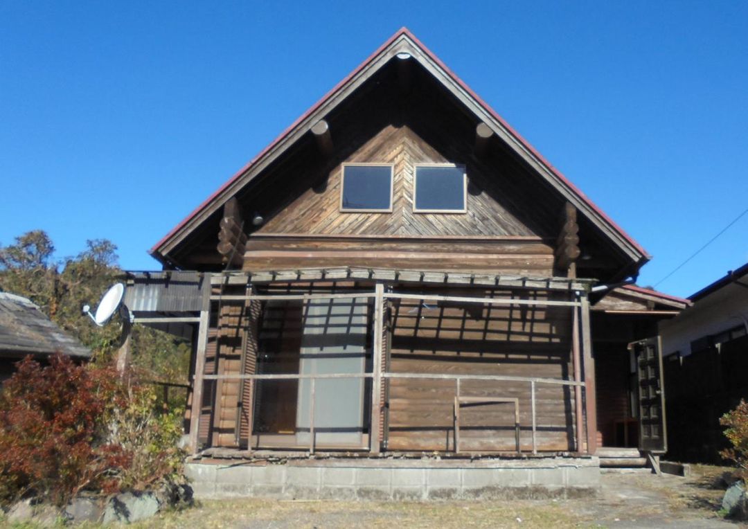 Log House with Onsen in Satsumasendai, Kagoshima - Thumbnail 2