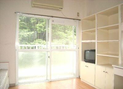 1K Apartment for Rent in Nara City, Nara Prefecture - Thumbnail 2