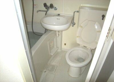 1K Apartment for Rent in Nara City, Nara Prefecture - Thumbnail 3
