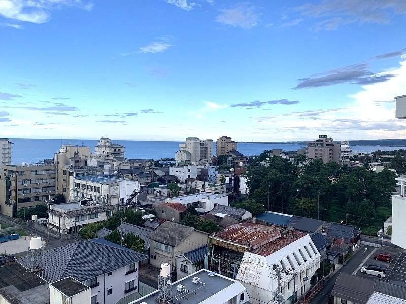 Sea View Apartment with Onsen Bath in Yonago Kaihin Onsen - Thumbnail 3