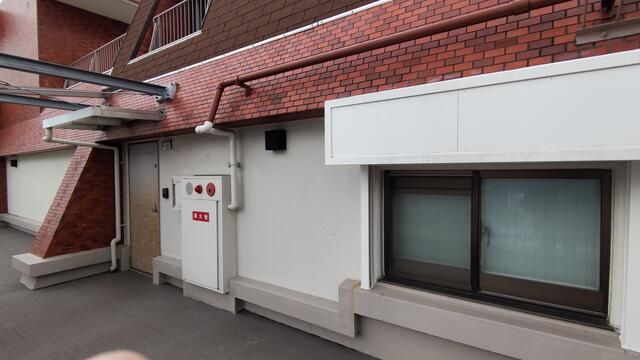 4LDK Maisonette Apartment for Sale in Osaka Chuo Ward - Thumbnail 2