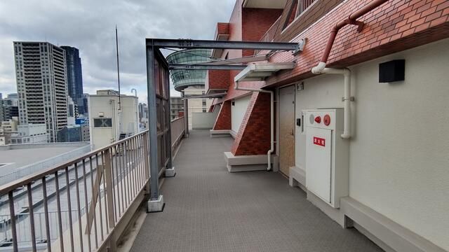 4LDK Maisonette Apartment for Sale in Osaka Chuo Ward - Thumbnail 3