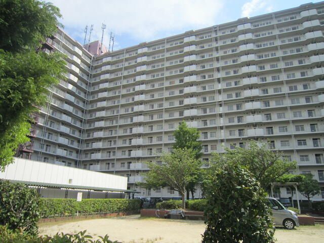 3LDK Apartment for Sale in Taisho Ward, Osaka | Senohama Park High Life - Thumbnail 2