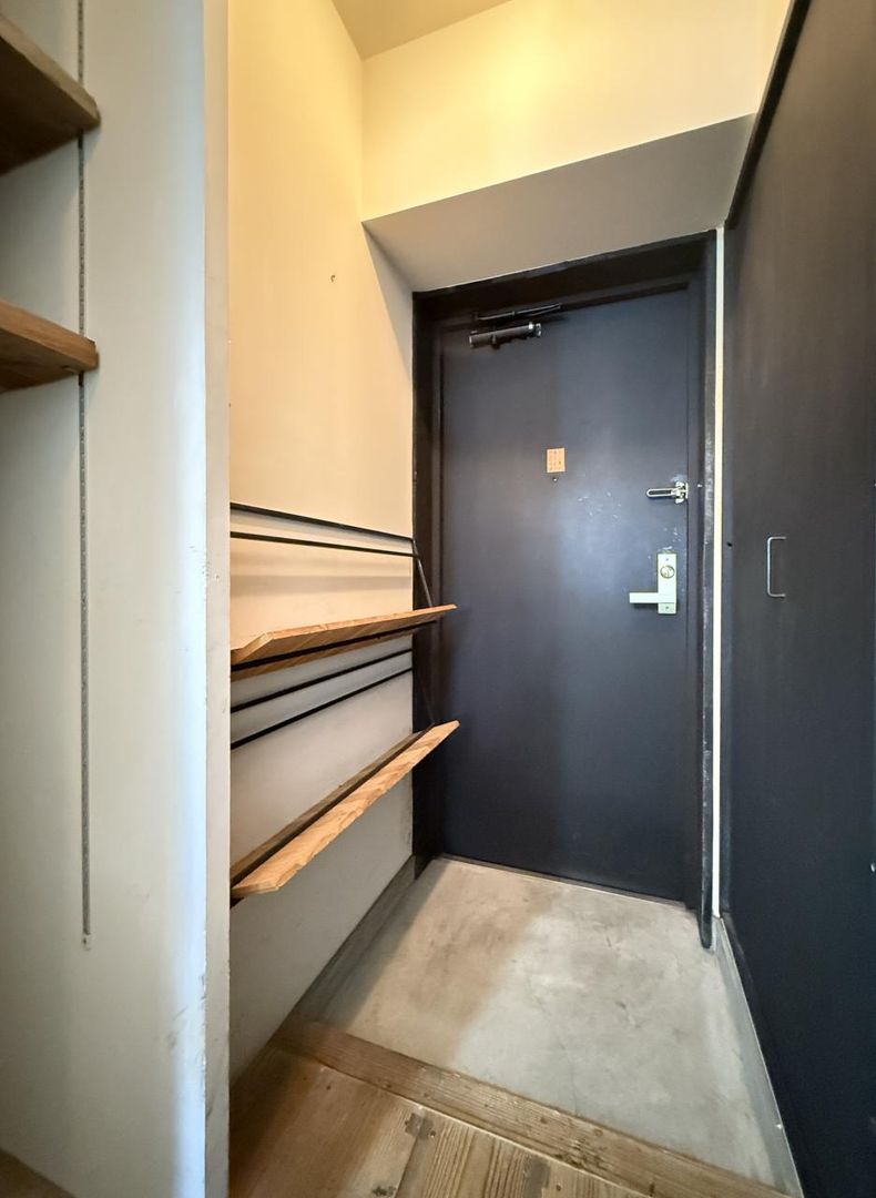 1K Apartment for Sale in Saga City, Saga Prefecture - 3.5M JPY - Thumbnail 3