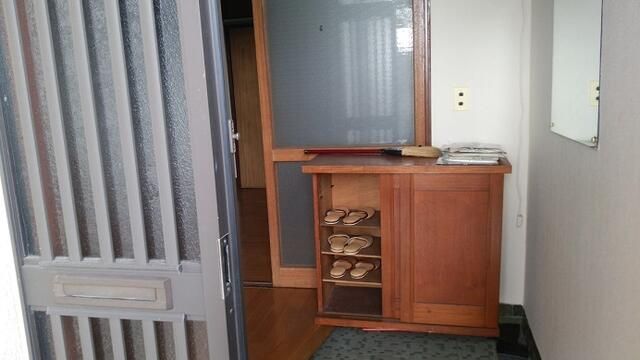 3DK Detached House for Sale in Yokohama's Hodogaya Ward - Thumbnail 4