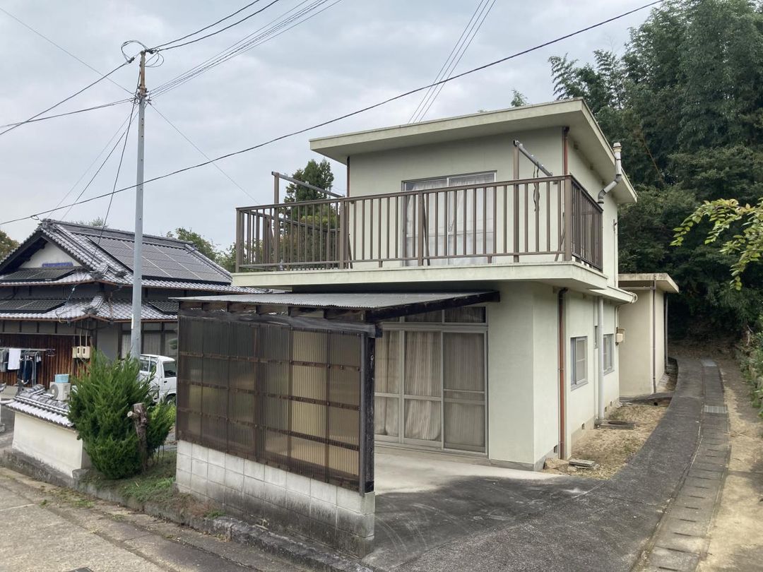 3DK Detached House on 1,510m² Land in Imabari, Ehime - Thumbnail 2