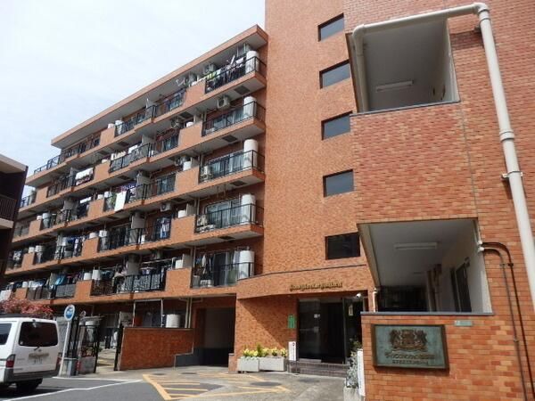 Renovated 1LDK Apartment in Adachi, Tokyo | Pet-Friendly - Thumbnail 2