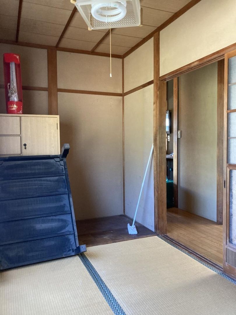 8DK Used House in Imabari, Ehime – 250m² Land - Image 1