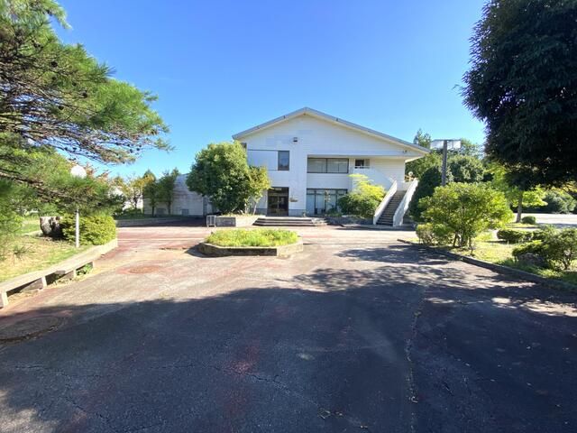 1LDK Resort Condo in Notojima, Nanao with Sea Access & Private Garden - Thumbnail 2