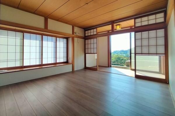 3SLDK House for Sale in Manazuru, Kanagawa - 1998 Build - Thumbnail 3