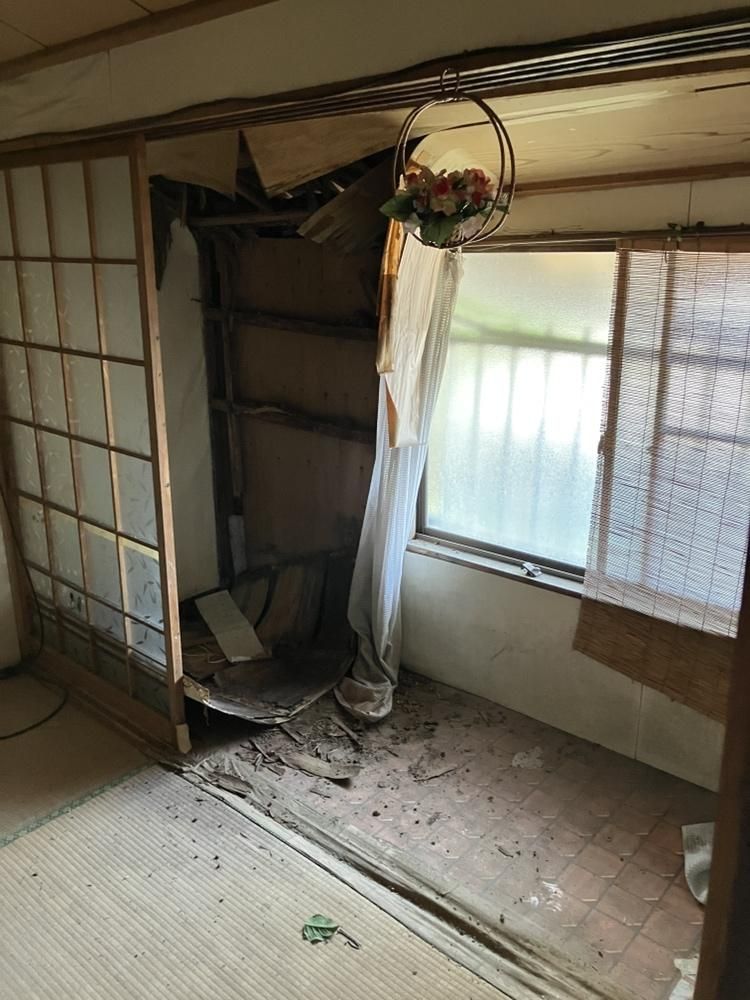 Showa Retro House for Sale in Shimonoseki, Yamaguchi - Thumbnail 3