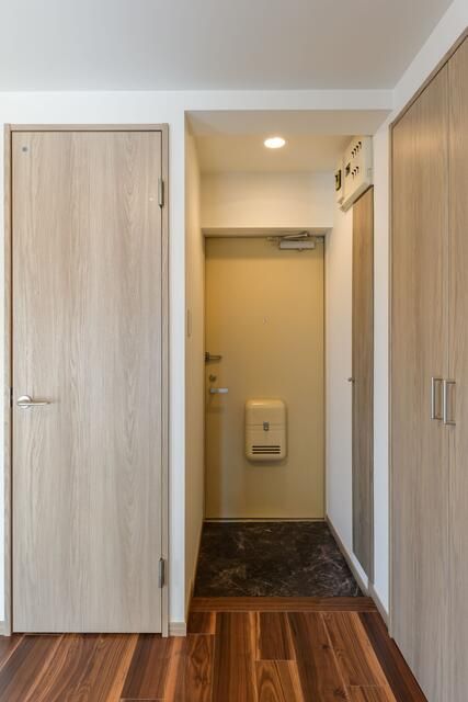 2DK Apartment for Sale in Kamiikedai, Ota Ward, Tokyo - Thumbnail 3