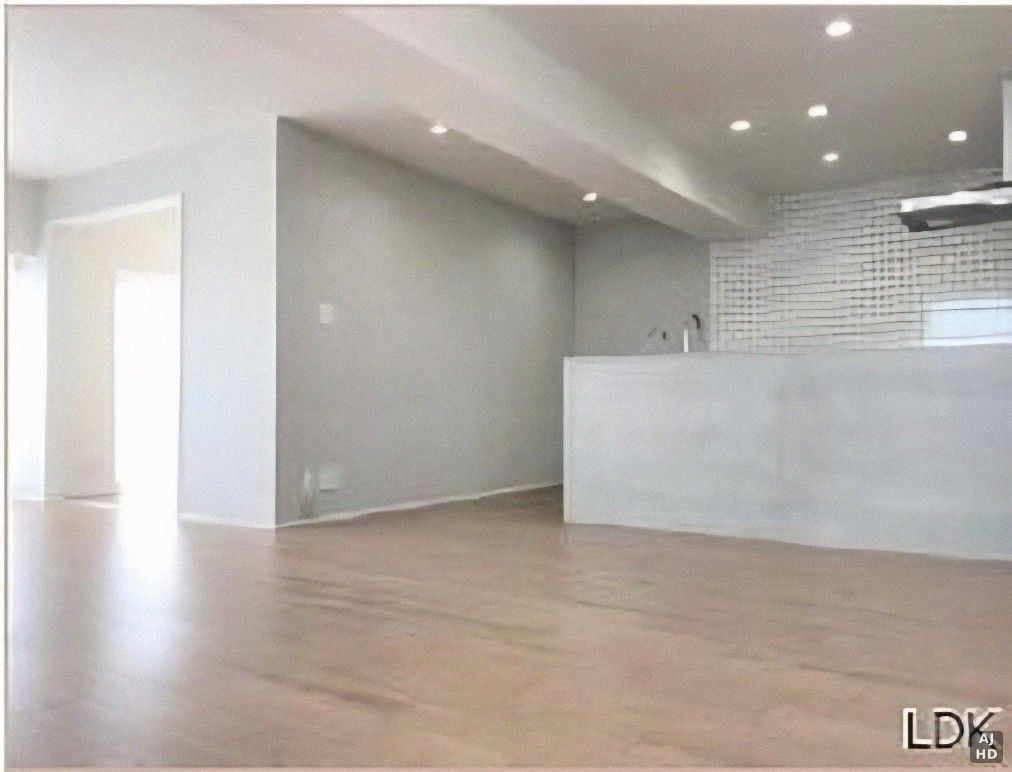 2SLDK Apartment for Sale in Hirakata Korigaoka, Osaka - Thumbnail 2