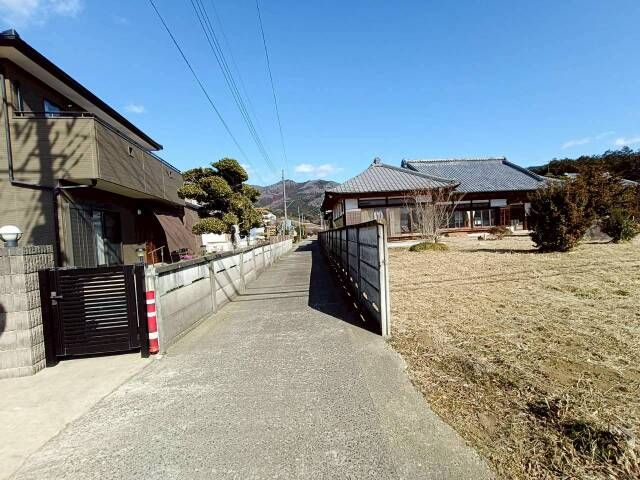 5DK Single-Story House for Sale in Ishioka, Ibaraki - Thumbnail 3