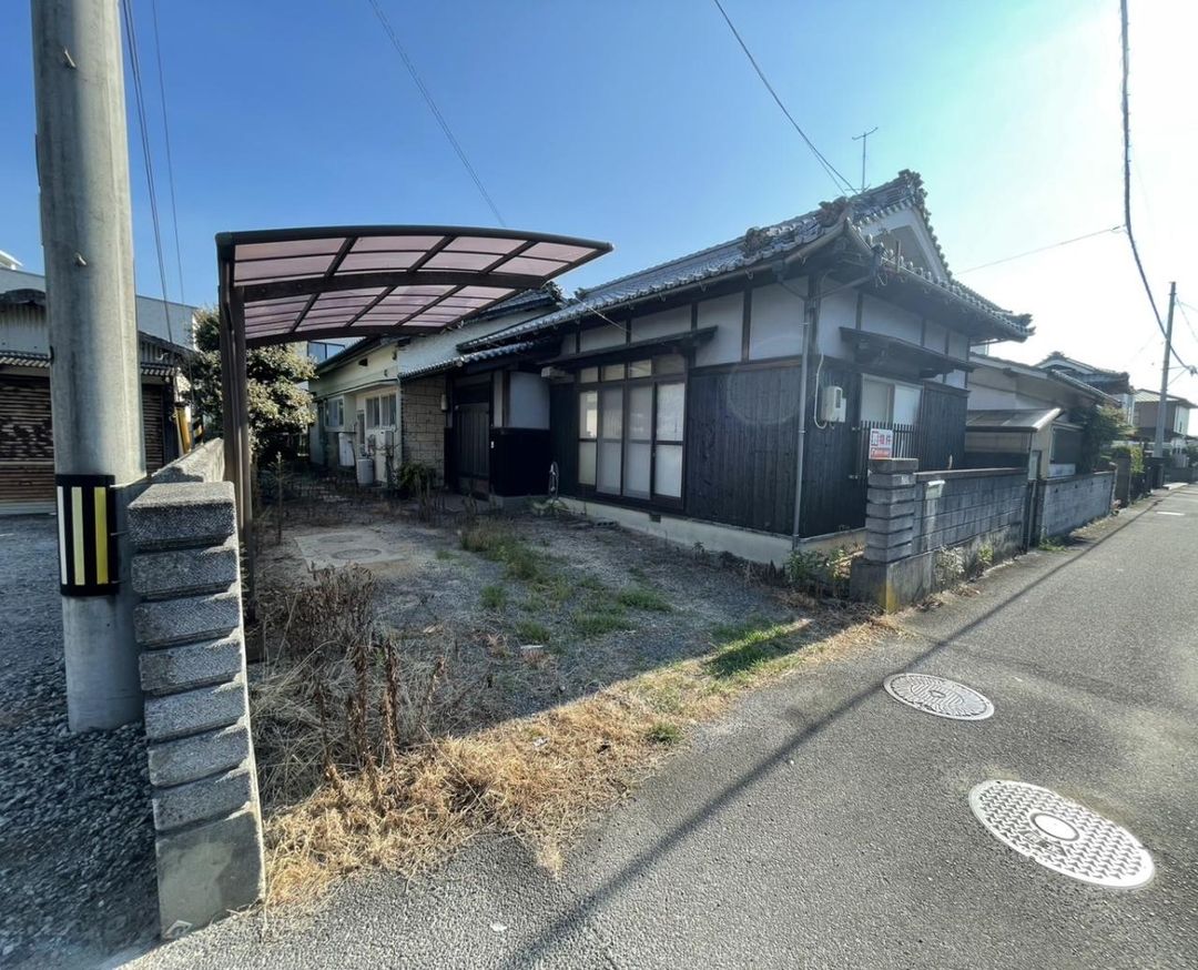5LDK Single-Story House in Masaki Town, Ehime Prefecture - Thumbnail 2