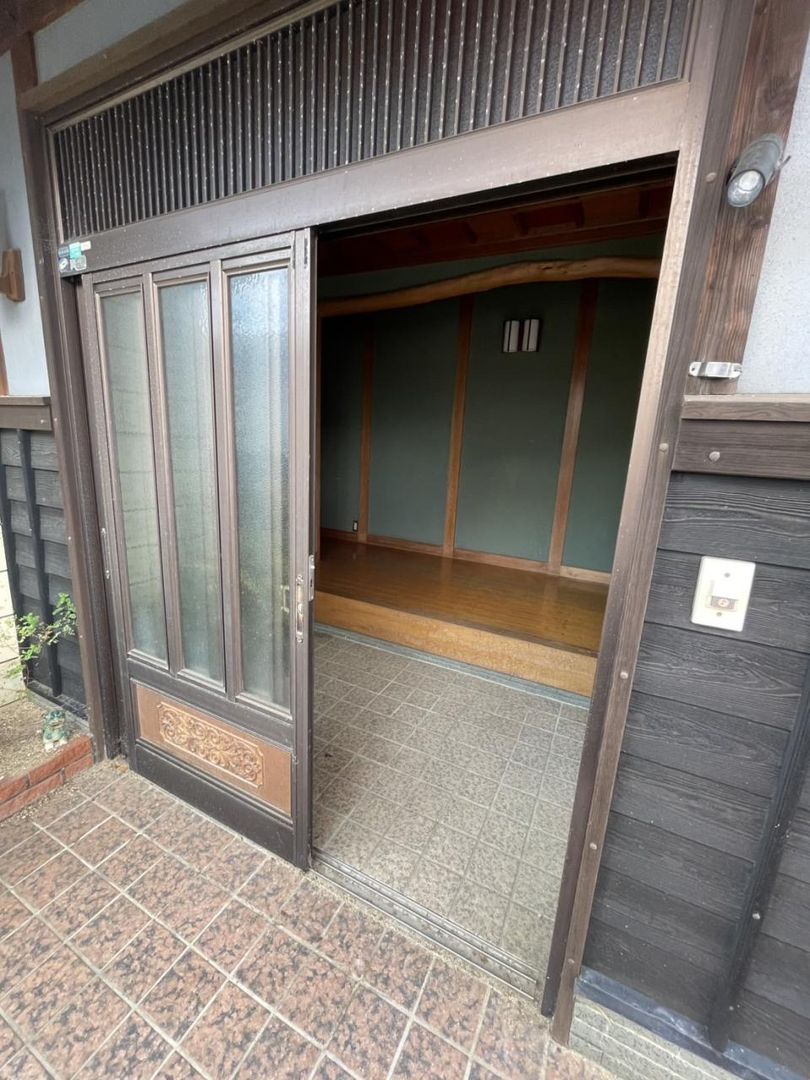 5LDK Single-Story House in Masaki Town, Ehime Prefecture - Thumbnail 3
