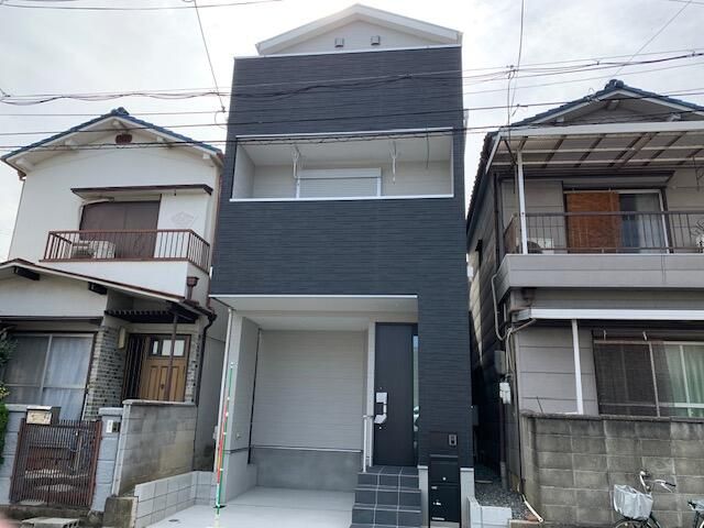 New 3LDK House for Sale in Yao, Osaka - 2025 Build - Image 1