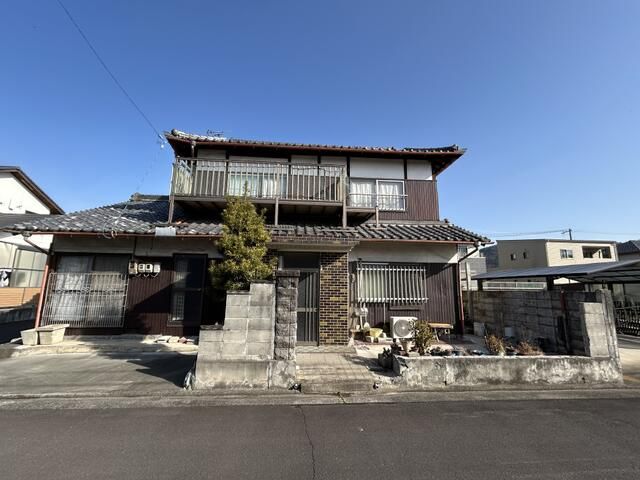 7DK Detached House for Sale in Mitoyo City, Kagawa - Thumbnail 2