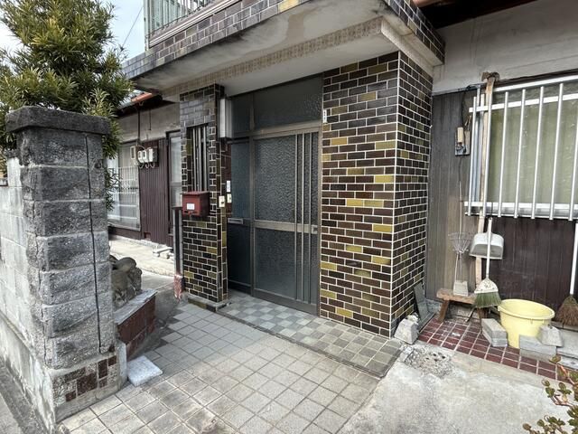 7DK Detached House for Sale in Mitoyo City, Kagawa - Thumbnail 3