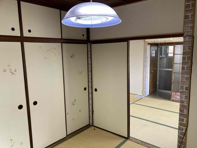 2DK Apartment for Rent in Sakai, Osaka - No Deposit, No Key Money - Thumbnail 4
