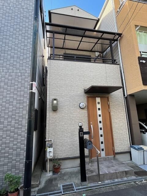 2006 5DK Detached House for Sale in Ikuno, Osaka - Thumbnail 2
