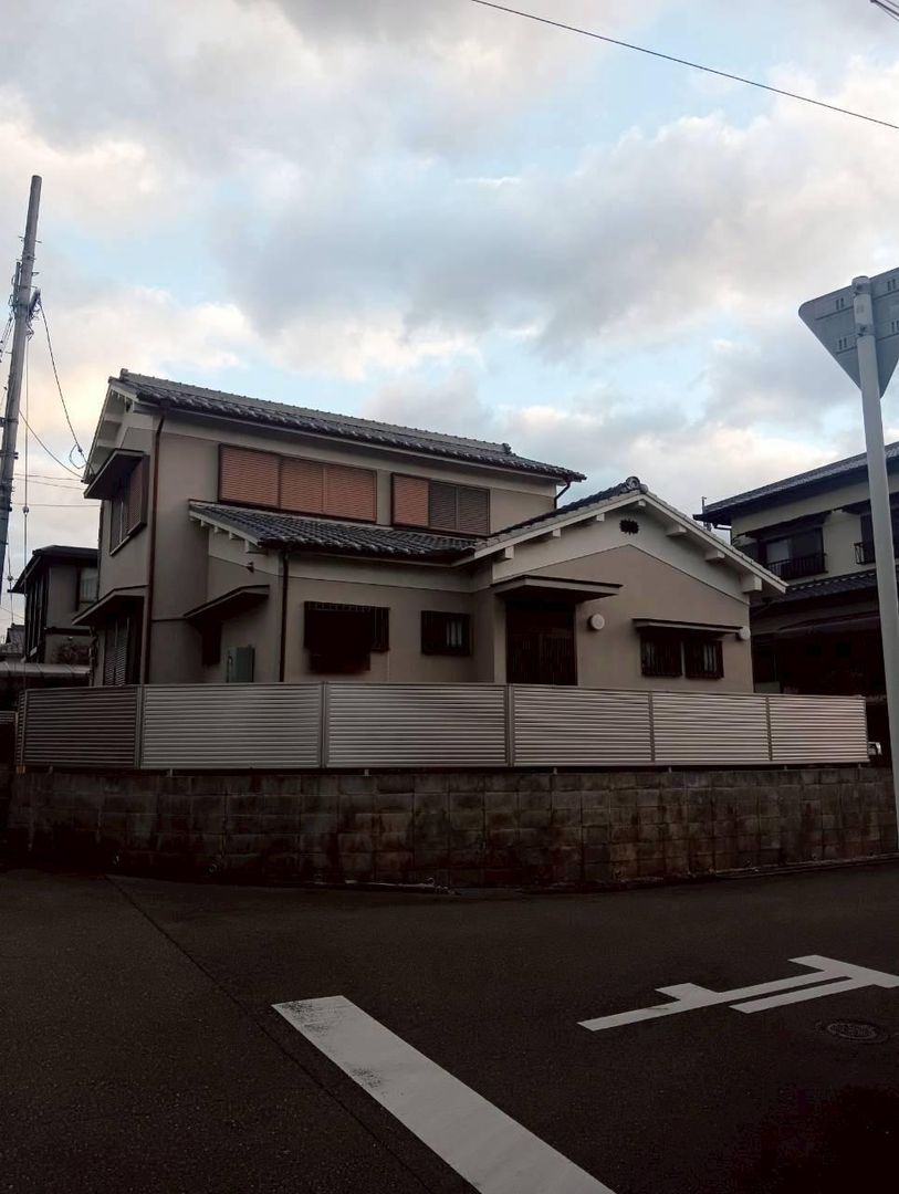 3LDK Detached House for Sale in Sakai, Osaka - Corner Lot - Thumbnail 2