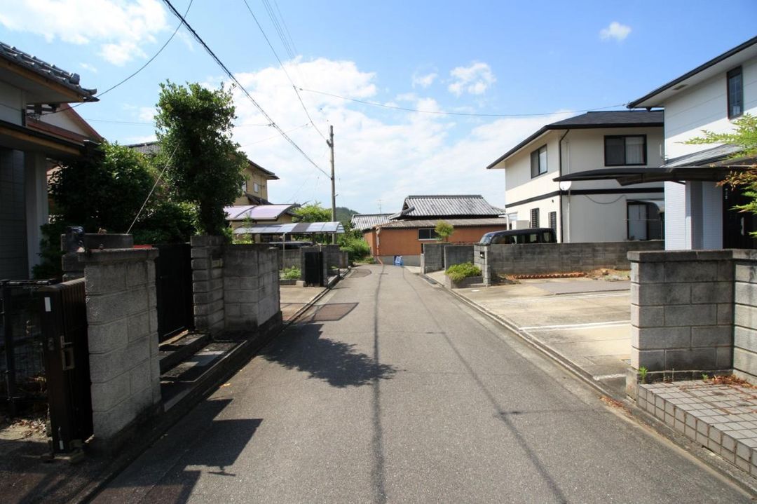 Renovated 4LDK House in Zentsuji, Kagawa - Thumbnail 3
