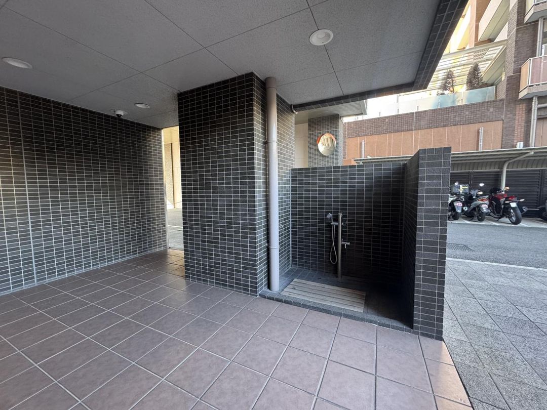 3LDK Apartment for Sale near Hanaten Station, Osaka - Thumbnail 3