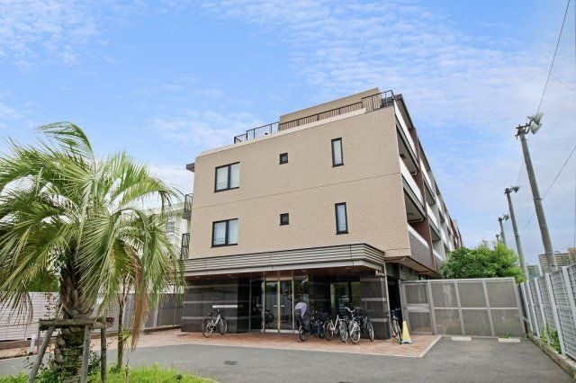 3LDK Apartment for Sale in Urayasu, Chiba - 80m2 - Thumbnail 2