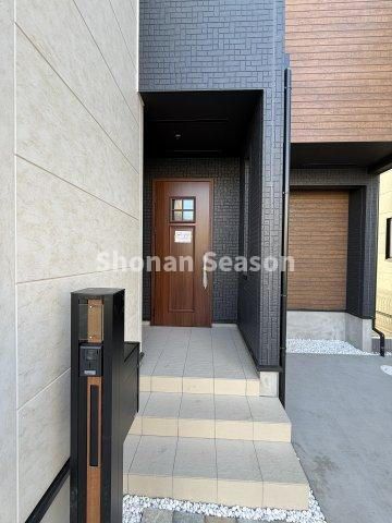 New 3LDK House for Sale in Hiratsuka, Kanagawa - 2025 Build - Thumbnail 2