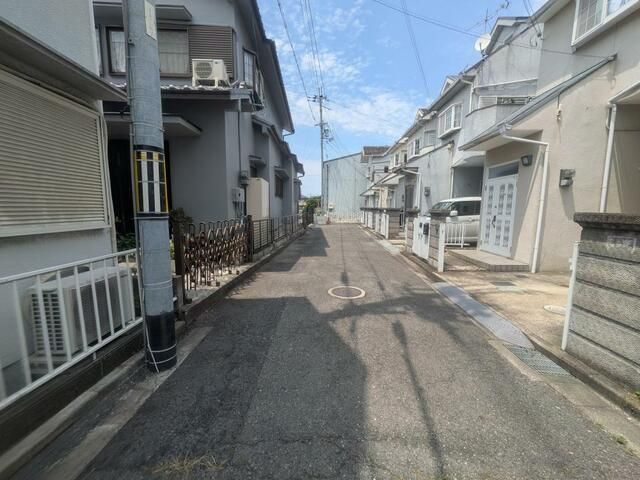 4DK House for Sale in Yamatokoriyama, Nara - 77.22 sqm - Thumbnail 2