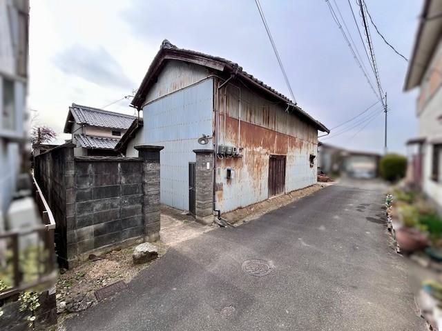 1959 Traditional 5DK House on 297sqm Land in Nara - Thumbnail 2