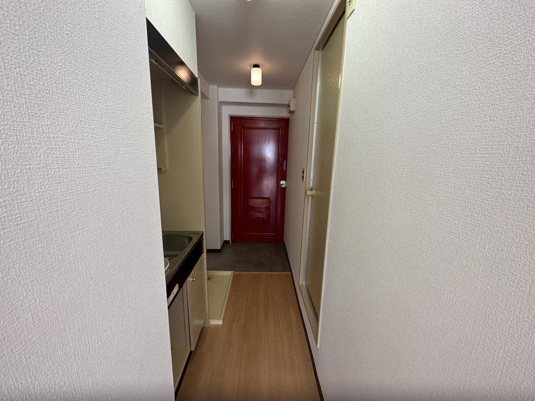 1K Apartment for Rent near Higashi-Kaizuka Station, Kaizuka - Thumbnail 4