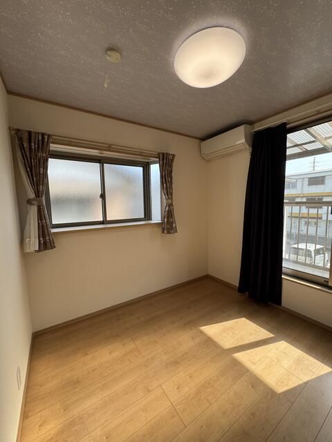 3LDK Renovated House for Sale in Koga City, Ibaraki - Thumbnail 4