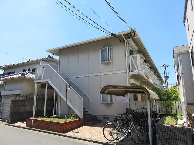 1R Apartment for Rent in Sakai, Osaka - No Deposit, Near Nakamozu Station - Thumbnail 3