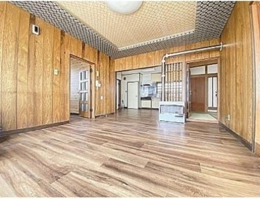 4.5 Million Yen 4LDK House on 434 sqm Land in Iwamizawa - Thumbnail 2