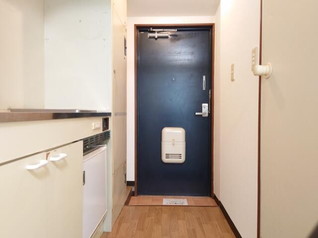 Osaka Studio Apartment for Rent - No Deposit, No Key Money - Thumbnail 3