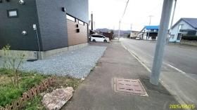 Modern 4SLDK House in Asahikawa Hokkaido with 3 Car Parking - Thumbnail 4