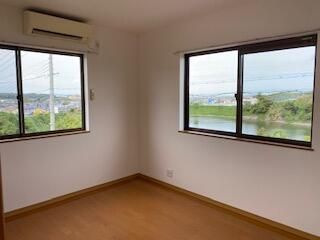 5LDK Detached House for Sale in Kaizuka, Osaka - 2009 Build - Thumbnail 2