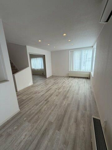 Renovated 4LDK House in Quiet Iwamizawa Neighborhood | 1993 Build - Thumbnail 4