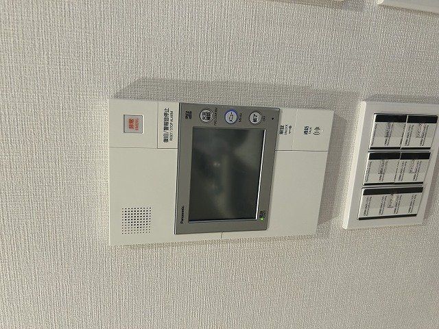 Renovated 4LDK Apartment in Taito-ku, Tokyo Viewmarks - Thumbnail 4